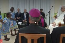 Папата во сиропиталиштето во Камерун: Никој никогаш не е заборавен