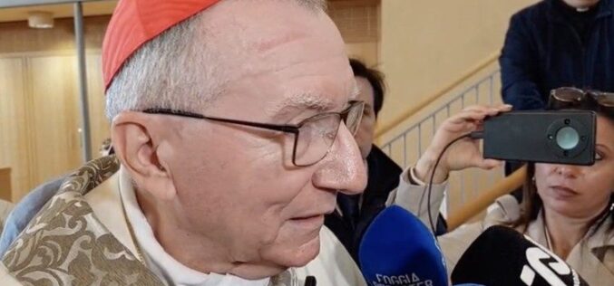 Кардинал Паролин: Папата Лав продолжува по својот пат и проповеда мир