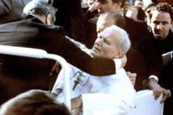 13 мај 1981 година: Денот кога нападот врз Иван Павле II го шокираше светот