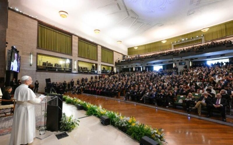 Папата Лав до Универзитетот „Сапиенца“ во Рим: „Бидете занаетчии на вистинскиот мир“