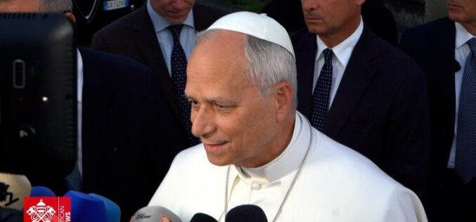 Папата: Помогнете им на страдалниците во Газа и почитувајте ги човековите права на сите