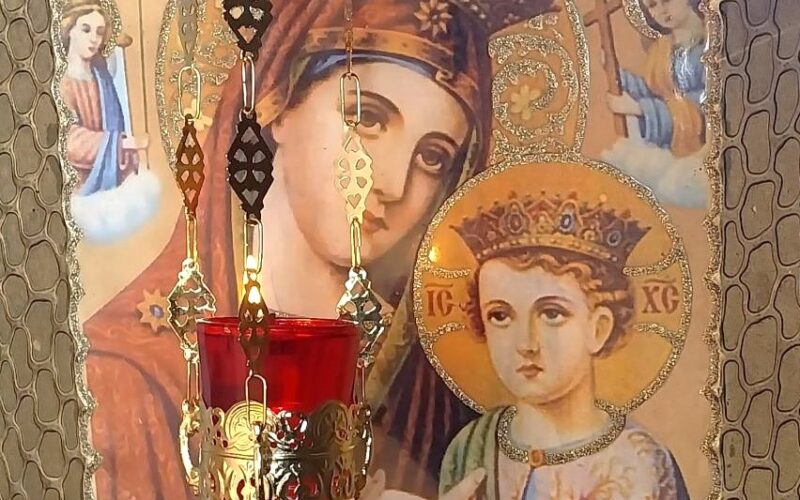 Задушница: Црквата не ги заборава своите покојни