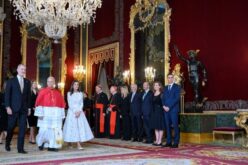 Папата во Шпанија: „Доаѓам да ја потврдам и обновам верноста кон Евангелието“