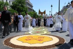 Папата потсети дека евхаристиската благодат нè преобразува и нè прави носители на надежта