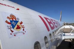 Папата Лав XIV отпатува за Барселона