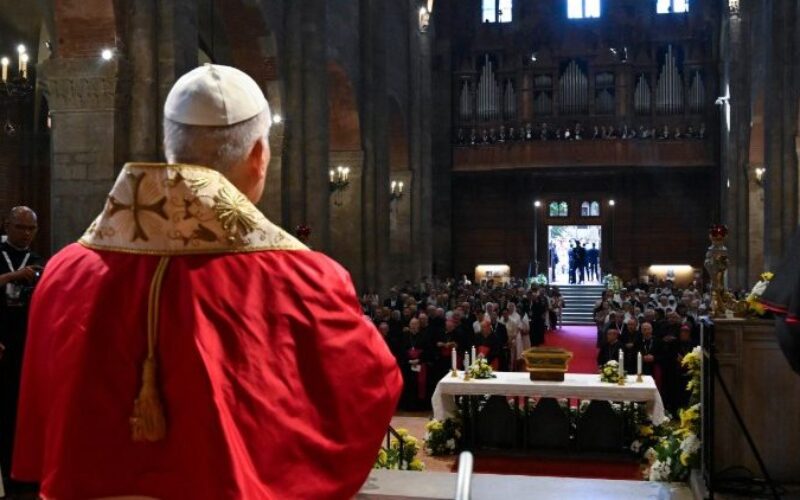 Папата Лав XIV во Павија и Сант’Анџело Лодиџано