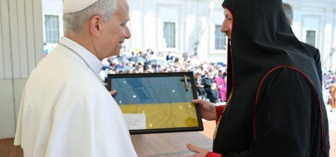 Кардинал Бичок вели дека Украина не е сама и дека Црквата и Папата се со неа