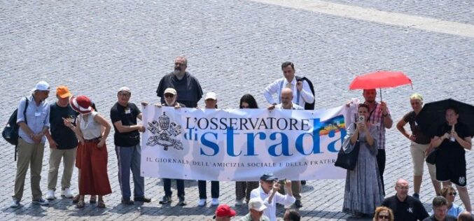 Папата им се заблагодари на верниците што ја поддржуваат неговата служба преку собирањето Петров денар
