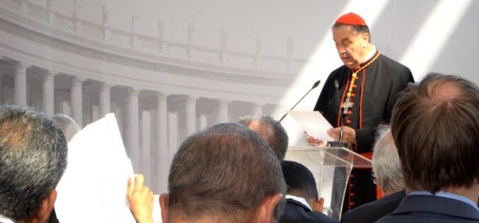 Нобеловци и експерти во Borgo Laudato si’ разговараат за нуклеарната војна и вештачката интелигенција