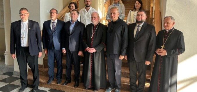 Надбискупот Галагер во Украина: потребни се услови за праведен мир