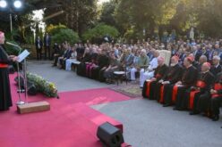 Папата: Како поток што води до изворот, музиката нè води до Бога