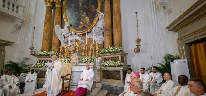 Папата: Чистотата на душата на Марија нè води во небесната слава