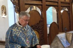 Епископот Стојанов на Вечерната во Струмица ги повика верниците да се угледаат на верата и љубовта на Богородица