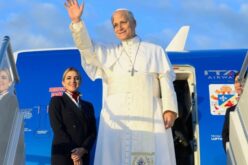 Папата Лав XIV го започна апостолското патување во Франција