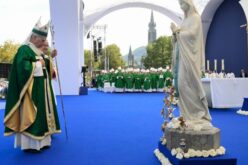 Папата Лав XIV во Лурд: Молете света Бројаница во октомври за мир