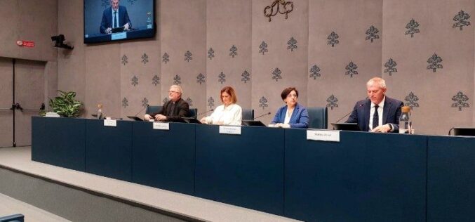 Amoris laetitia: Ново навестување на Евангелието со семејствата и за семејствата