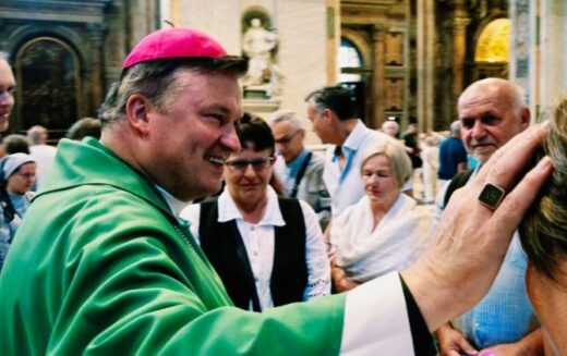 Апостолска пенитенцијарија: Никој не е преголем грешник за да се врати кај Бога